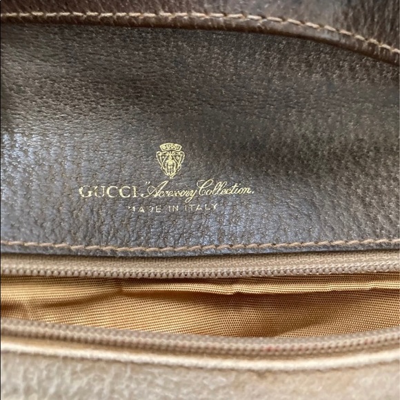 ⛔️SOLD⛔️Gucci Crossbody bag - Picture 8 of 10